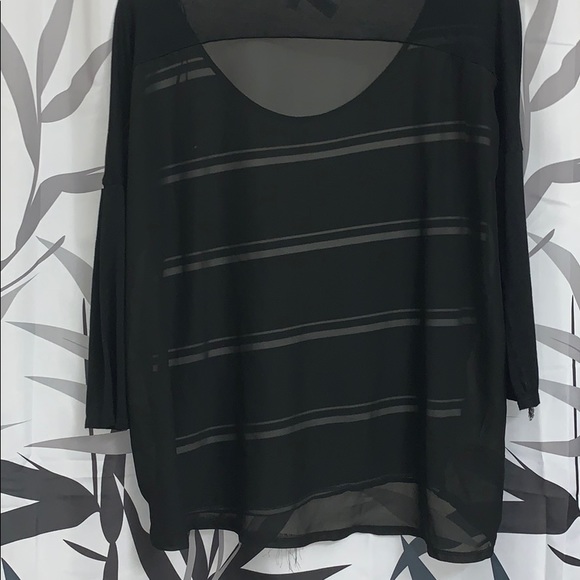 3/4 sheer back top - Picture 7 of 7